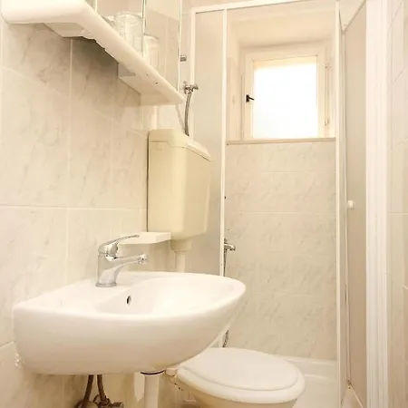 With A Parking Space Lumbarda, Korcula - 4436 게스트하우스 3*